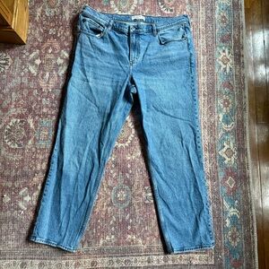 Abercrombie & Fitch Women’s The Straight Mid Rise Blue Jeans size 34 - 18R